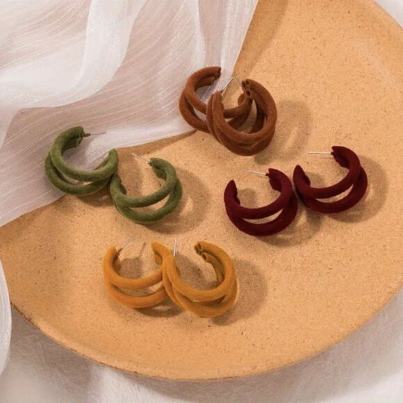 🔅🆕🔅 🧡  Classic Timeless Elegant Minimalist Triple Hoop Velvet Earrings🤎 - Picture 2 of 11